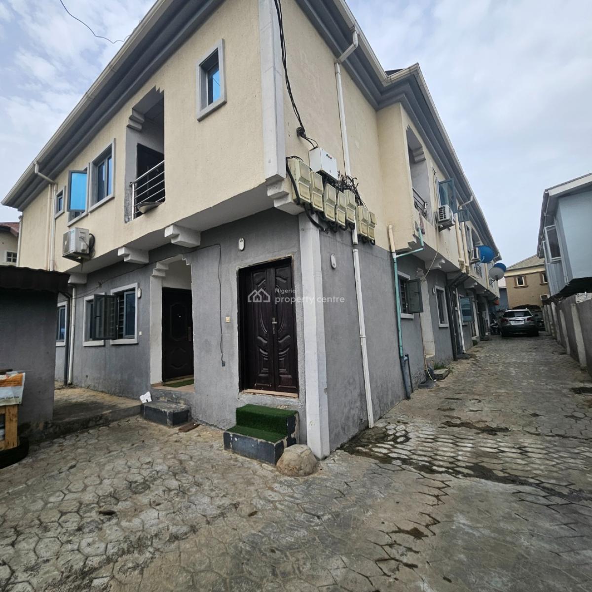 Luxury 3 Bedrooms Flat with All Rooms Ensuite, Gra Phase 2, Magodo, Lagos, Flat / Apartment for Rent