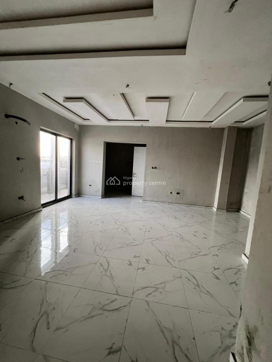 Beautifully Built 2 Bedroom Apartment + Bq  & Elevator, Lekki Phase 1, Lekki, Lagos, Flat / Apartment for Sale