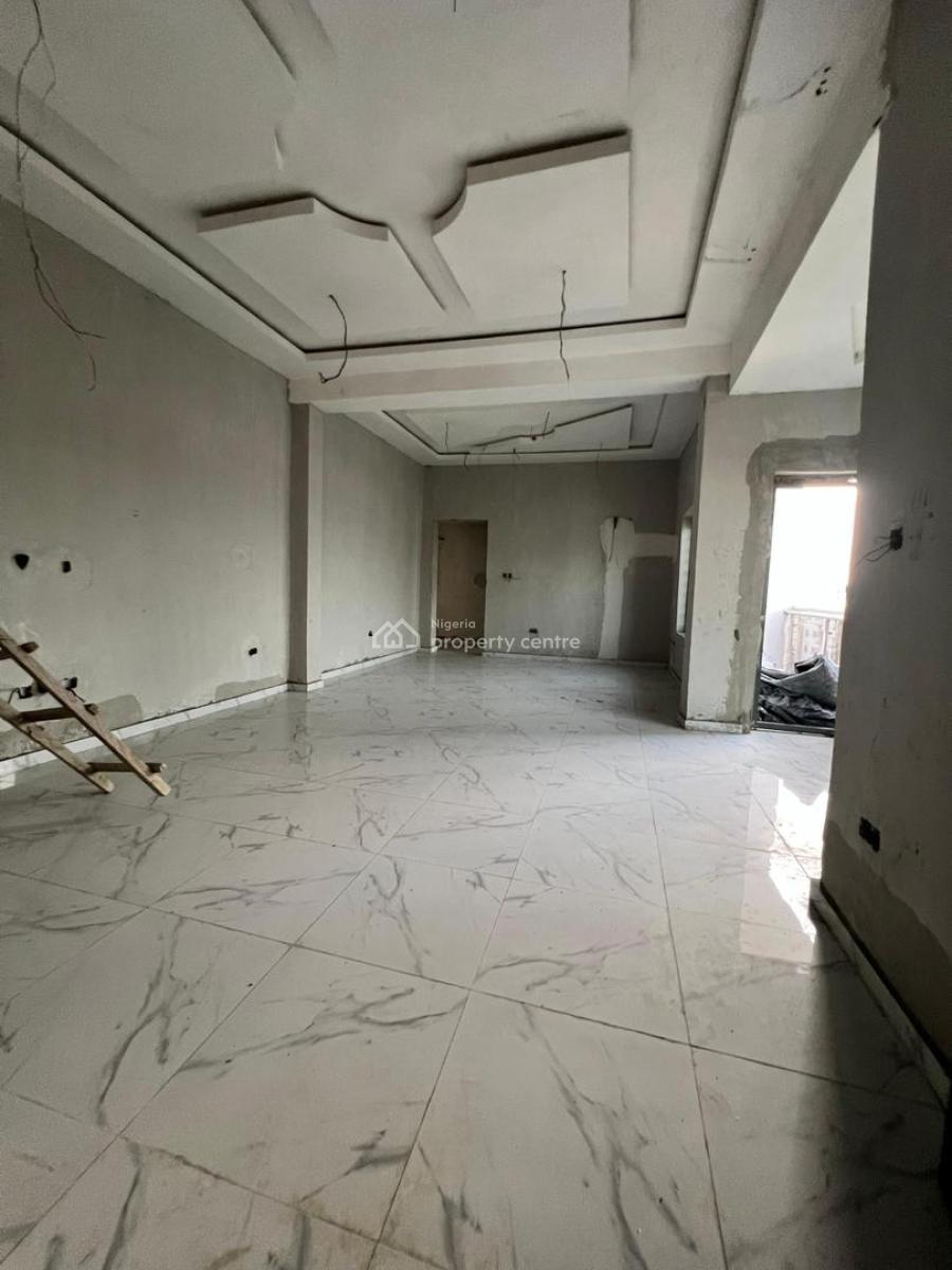 Beautifully Built 2 Bedroom Apartment + Bq  & Elevator, Lekki Phase 1, Lekki, Lagos, Flat / Apartment for Sale