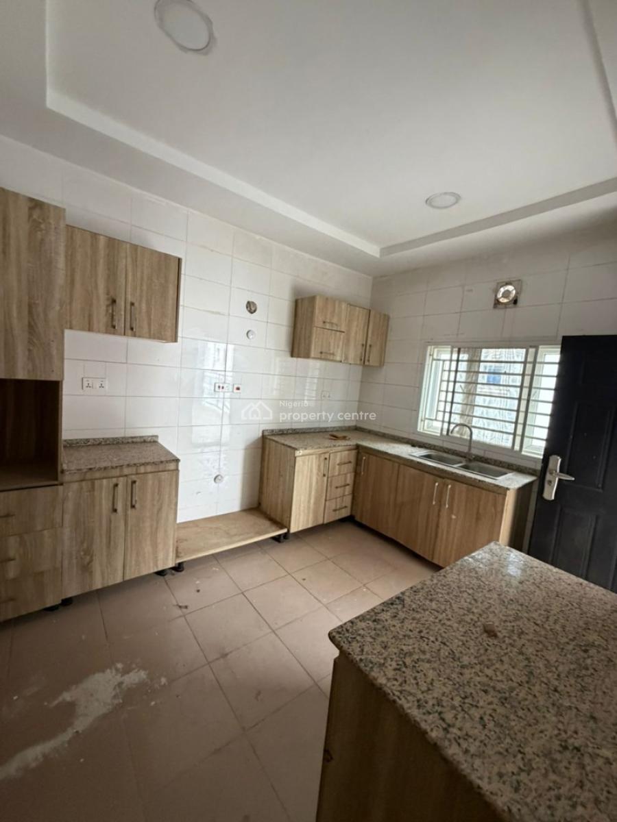 Serviced 3 Bedroom Apartment with a Bq, Wuye, Abuja, Flat / Apartment for Rent