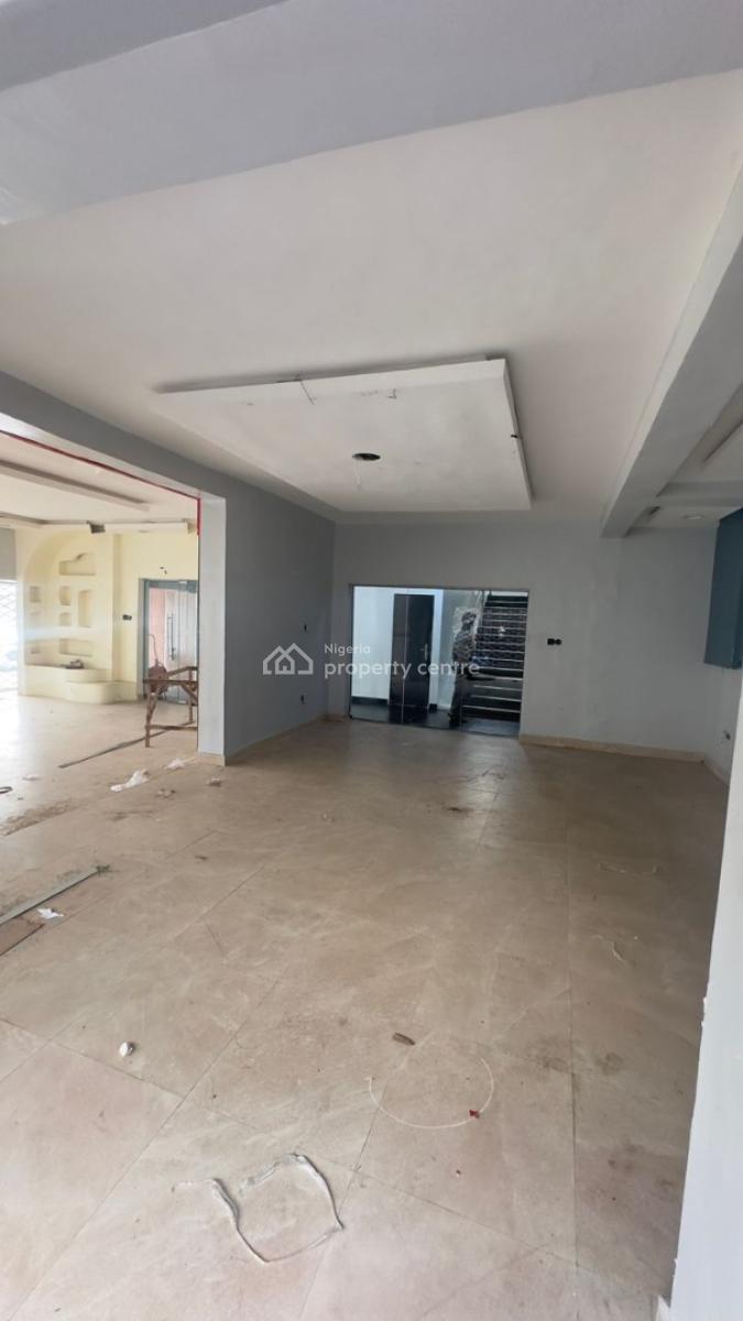 Nice Standard 82sqm Commercial Space (ground Floor), Lekki Phase 1, Lekki, Lagos, Commercial Property for Rent