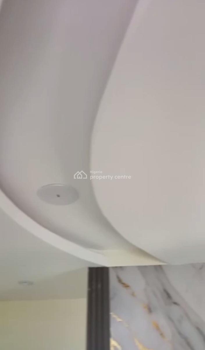 a Massively Spacious Shop with in-built Toilet, Bariga, Shomolu, Lagos, Shop for Rent