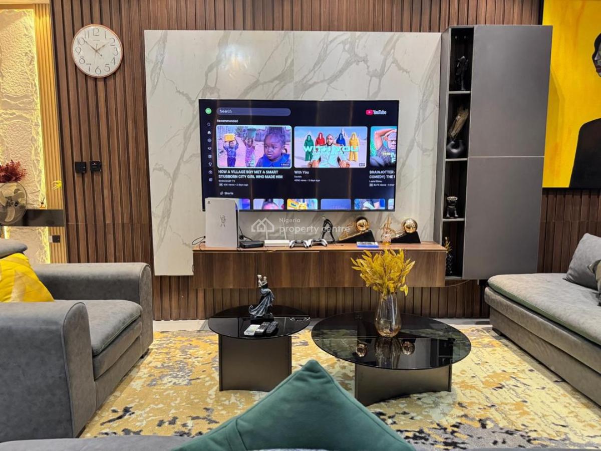 *waterfront Pent Floor 2bedroom Available, Lekki Phase 1, Lekki, Lagos, Flat / Apartment for Rent