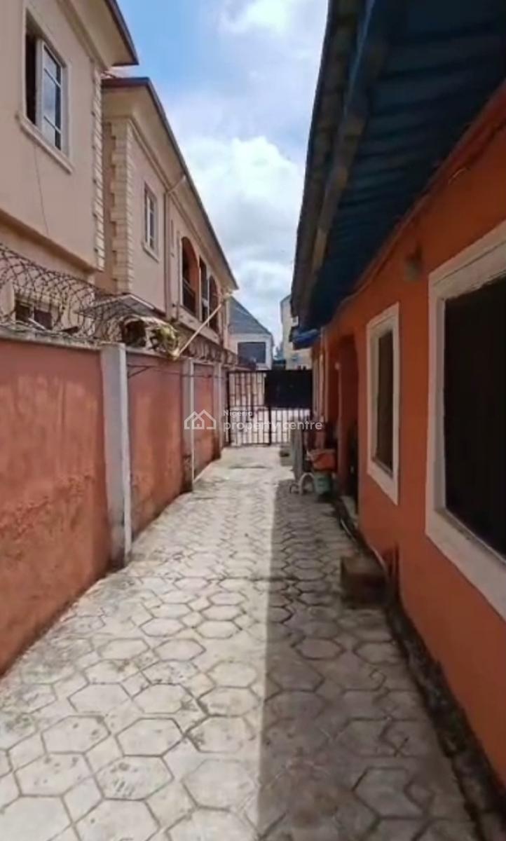 Vacant 6 Bedroom Duplex, Igando, Alimosho, Lagos, Block of Flats for Sale