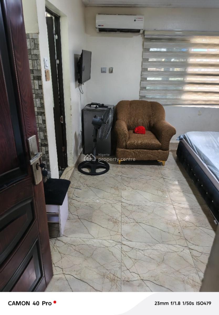 a Furnished Studio Apartment, Kofo Abayomi Street, Victoria Island (vi), Lagos, Self Contain (single Rooms) for Rent
