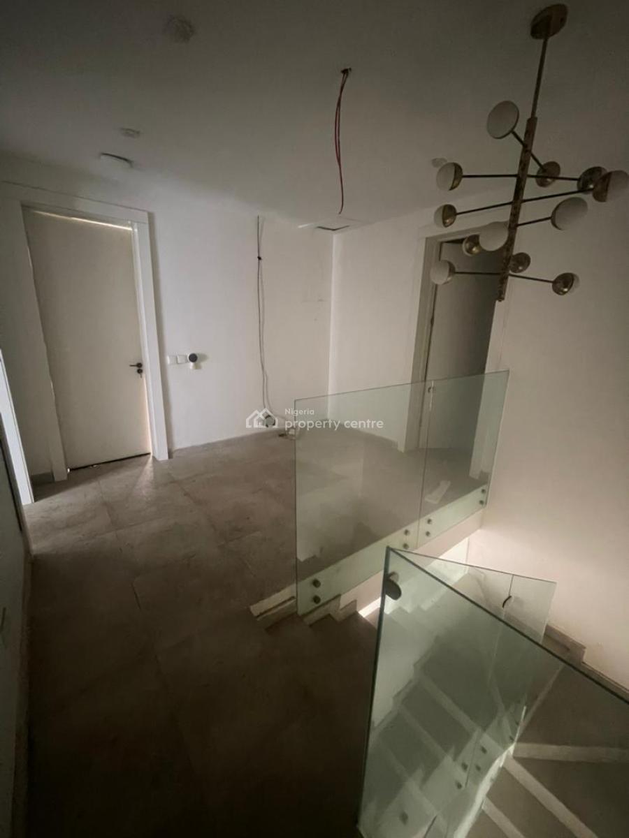 Delightful Gorgeously Brand New Serviced 3-bedroom Maisonette All En-suite, Spar Road, Lekki, Lagos, House for Rent