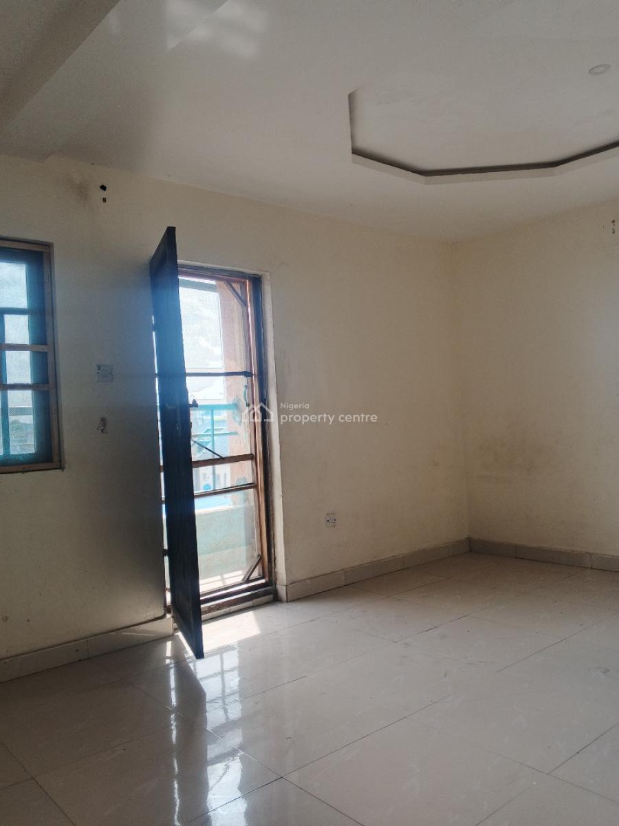 Two Bedroom Flat Available in a Good Area, Sabo Yaba, Sabo, Yaba, Lagos, Flat / Apartment for Rent