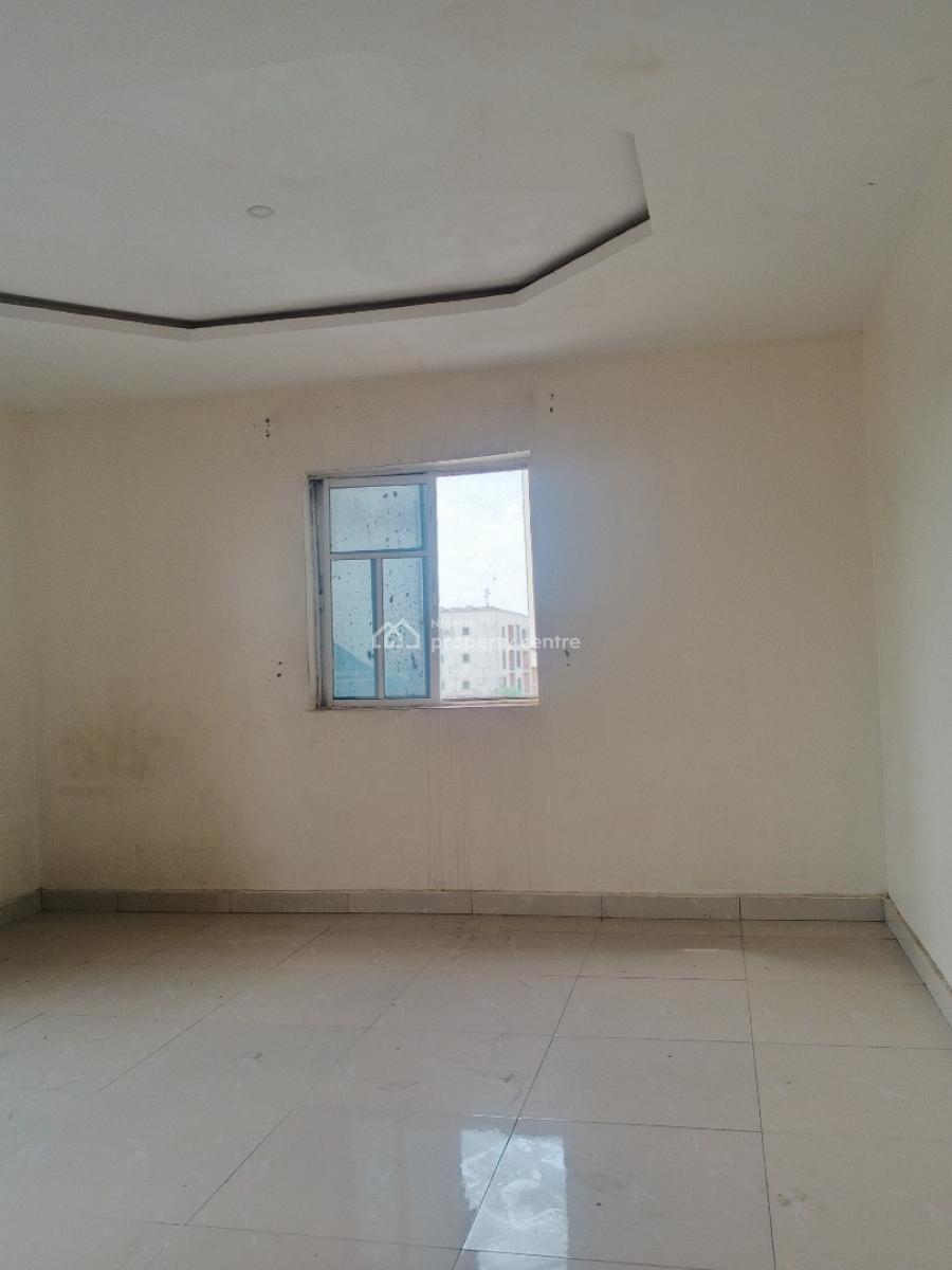 Two Bedroom Flat Available in a Good Area, Sabo Yaba, Sabo, Yaba, Lagos, Flat / Apartment for Rent