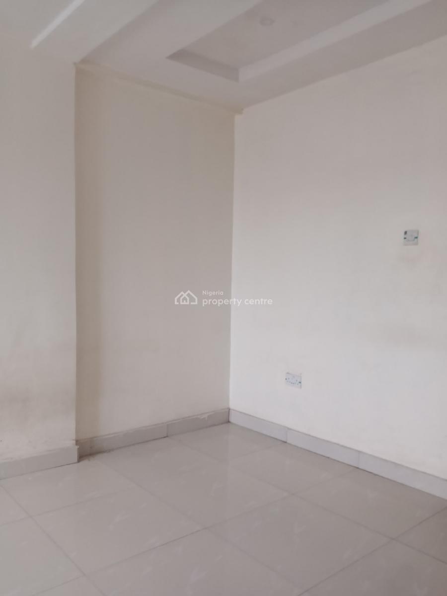 Two Bedroom Flat Available in a Good Area, Sabo Yaba, Sabo, Yaba, Lagos, Flat / Apartment for Rent