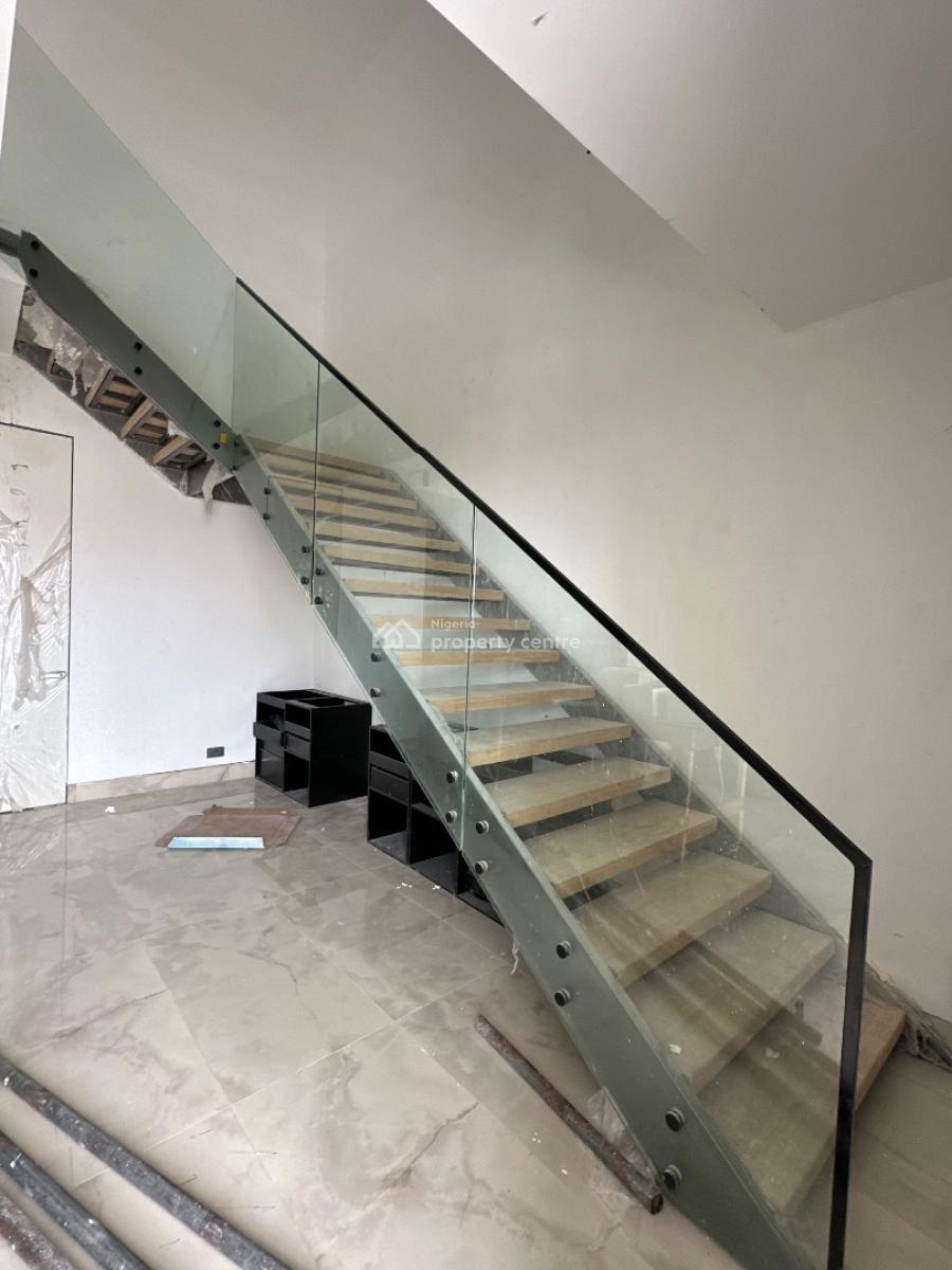 Luxury 3 Bedroom Maisonette with a Boys Quarter., Off White Sand Street, Lekki Phase 1, Lekki, Lagos, House for Sale