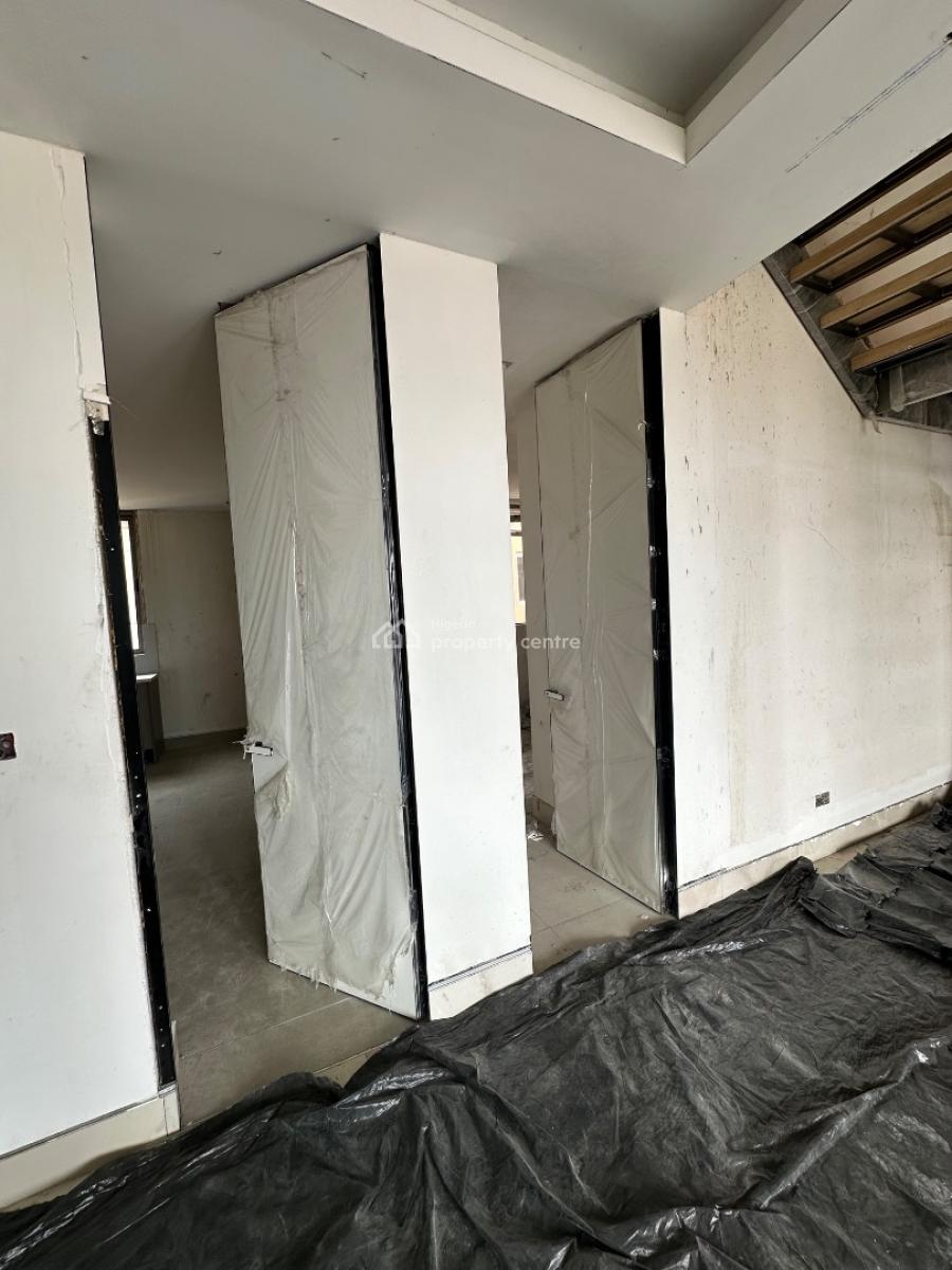 Luxury 4 Bedroom Maisonette with a Boys Quarter, Off White Sand, Lekki Phase 1, Lekki, Lagos, House for Sale