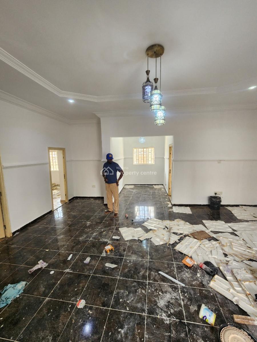 Luxury Two Bedroom Block of Flat, News Engineering Dawaki., Dawaki, Gwarinpa, Abuja, Flat / Apartment for Rent