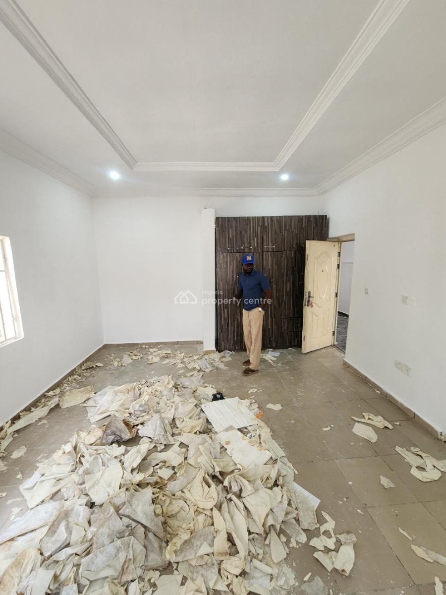 Luxury Two Bedroom Block of Flat, News Engineering Dawaki., Dawaki, Gwarinpa, Abuja, Flat / Apartment for Rent