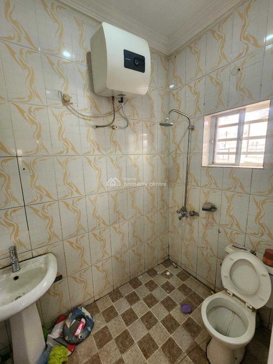 Luxury Two Bedroom Block of Flat, News Engineering Dawaki., Dawaki, Gwarinpa, Abuja, Flat / Apartment for Rent
