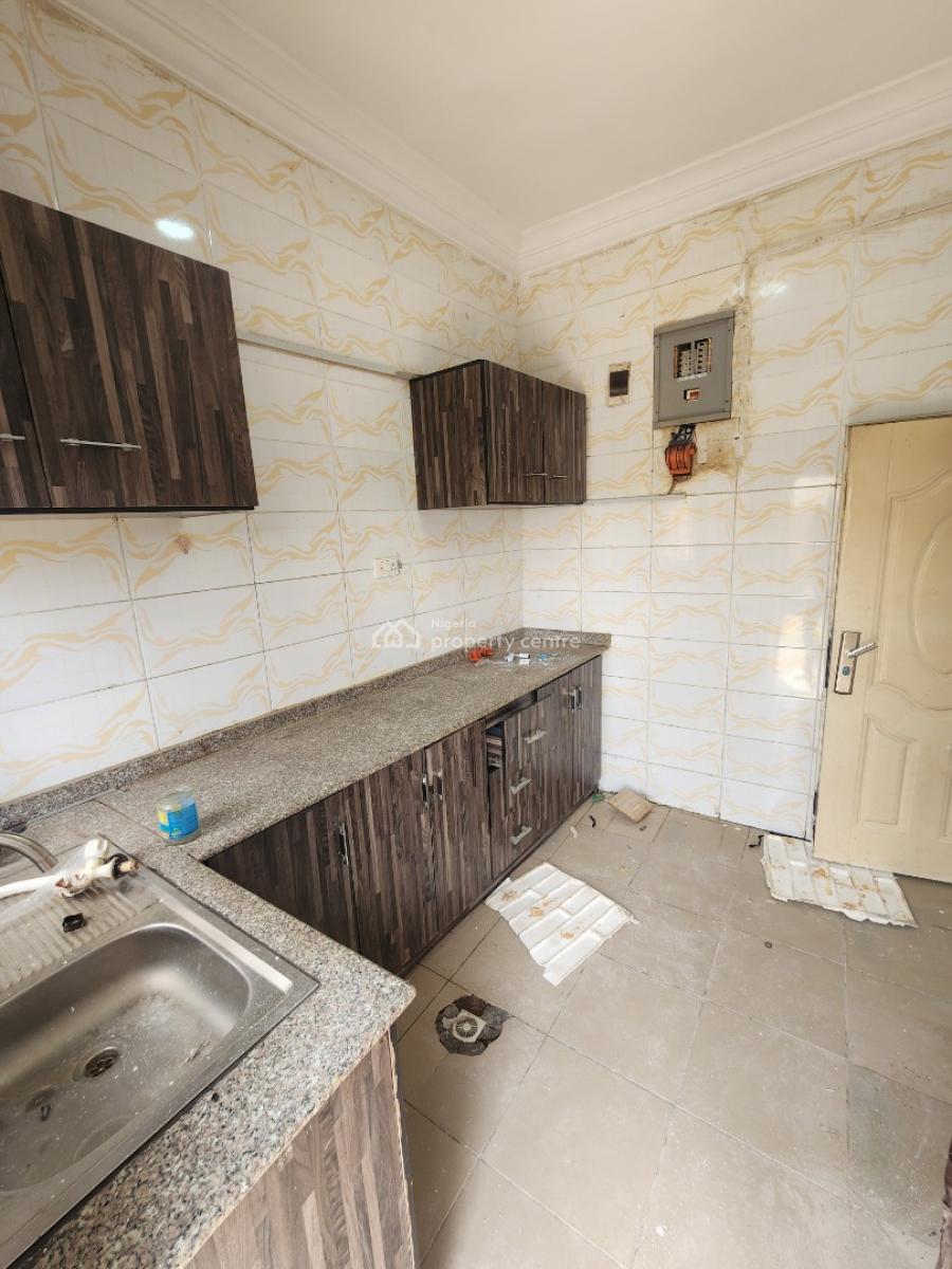 Luxury Two Bedroom Block of Flat, News Engineering Dawaki., Dawaki, Gwarinpa, Abuja, Flat / Apartment for Rent