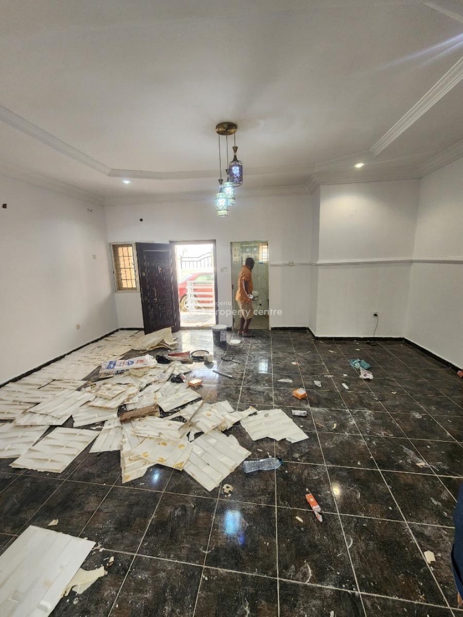 Luxury Two Bedroom Block of Flat, News Engineering Dawaki., Dawaki, Gwarinpa, Abuja, Flat / Apartment for Rent