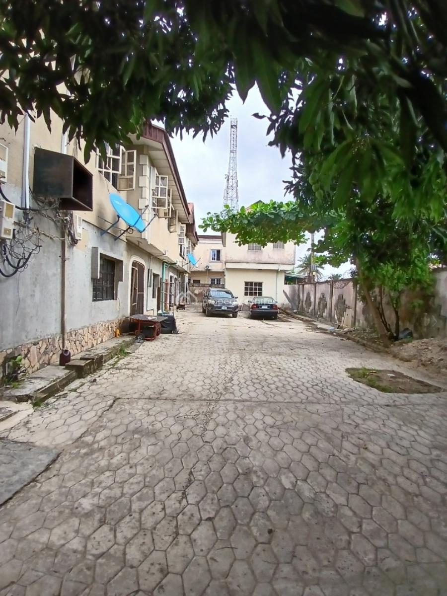 2bedroom Flat Upstairs with Balcony, Gated and Secured Estate Off Ado Road, Ajah, Lagos, Flat / Apartment for Rent