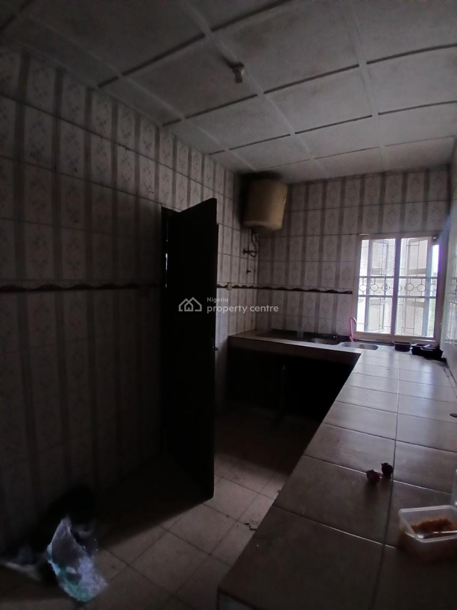 2bedroom Flat Upstairs with Balcony, Gated and Secured Estate Off Ado Road, Ajah, Lagos, Flat / Apartment for Rent