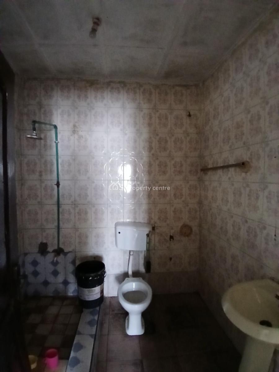 2bedroom Flat Upstairs with Balcony, Gated and Secured Estate Off Ado Road, Ajah, Lagos, Flat / Apartment for Rent