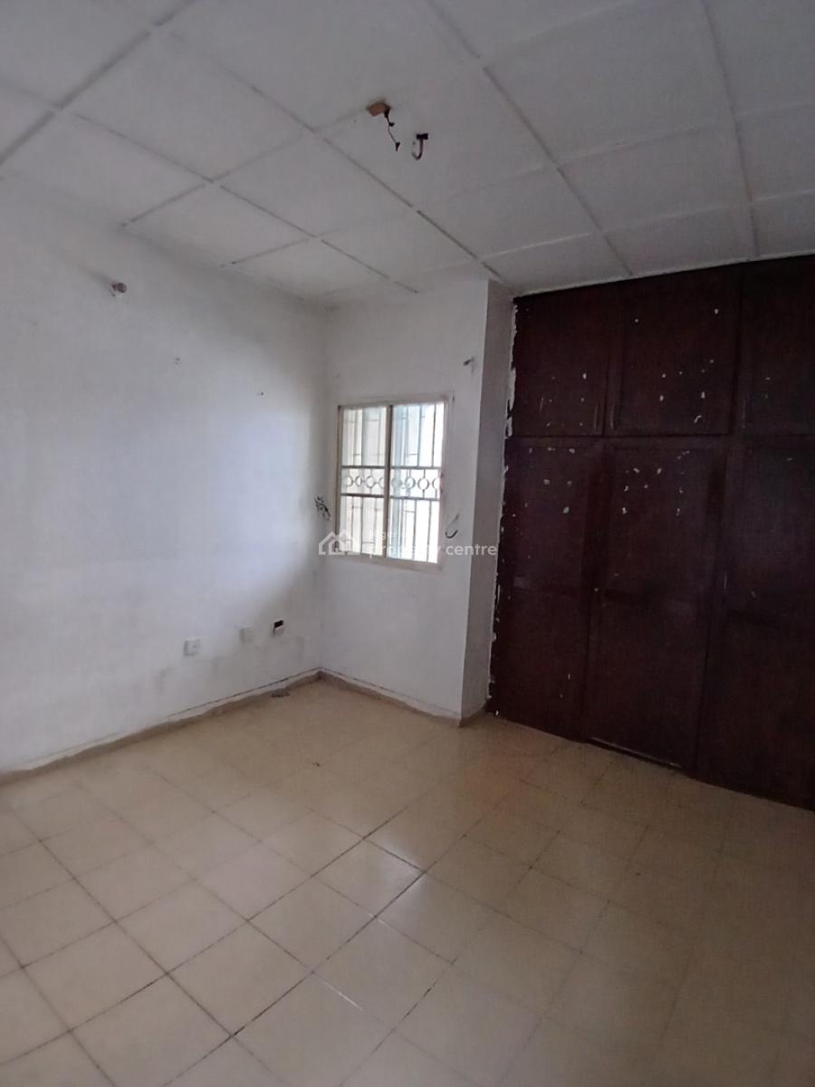 2bedroom Flat Upstairs with Balcony, Gated and Secured Estate Off Ado Road, Ajah, Lagos, Flat / Apartment for Rent