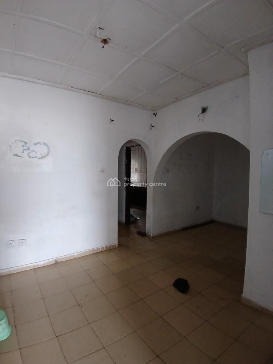 2bedroom Flat Upstairs with Balcony, Gated and Secured Estate Off Ado Road, Ajah, Lagos, Flat / Apartment for Rent