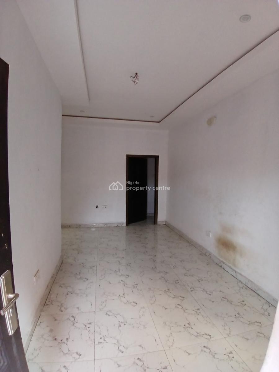 2bedroom Flat Upstairs with Balcony, Gated and Secured Estate Off Ado Road, Ajah, Lagos, Flat / Apartment for Rent