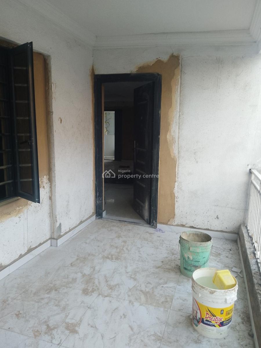 Massive Renovated 3 Bedroom Flat, Off Masha Road Surulere, Surulere, Lagos, Flat / Apartment for Rent