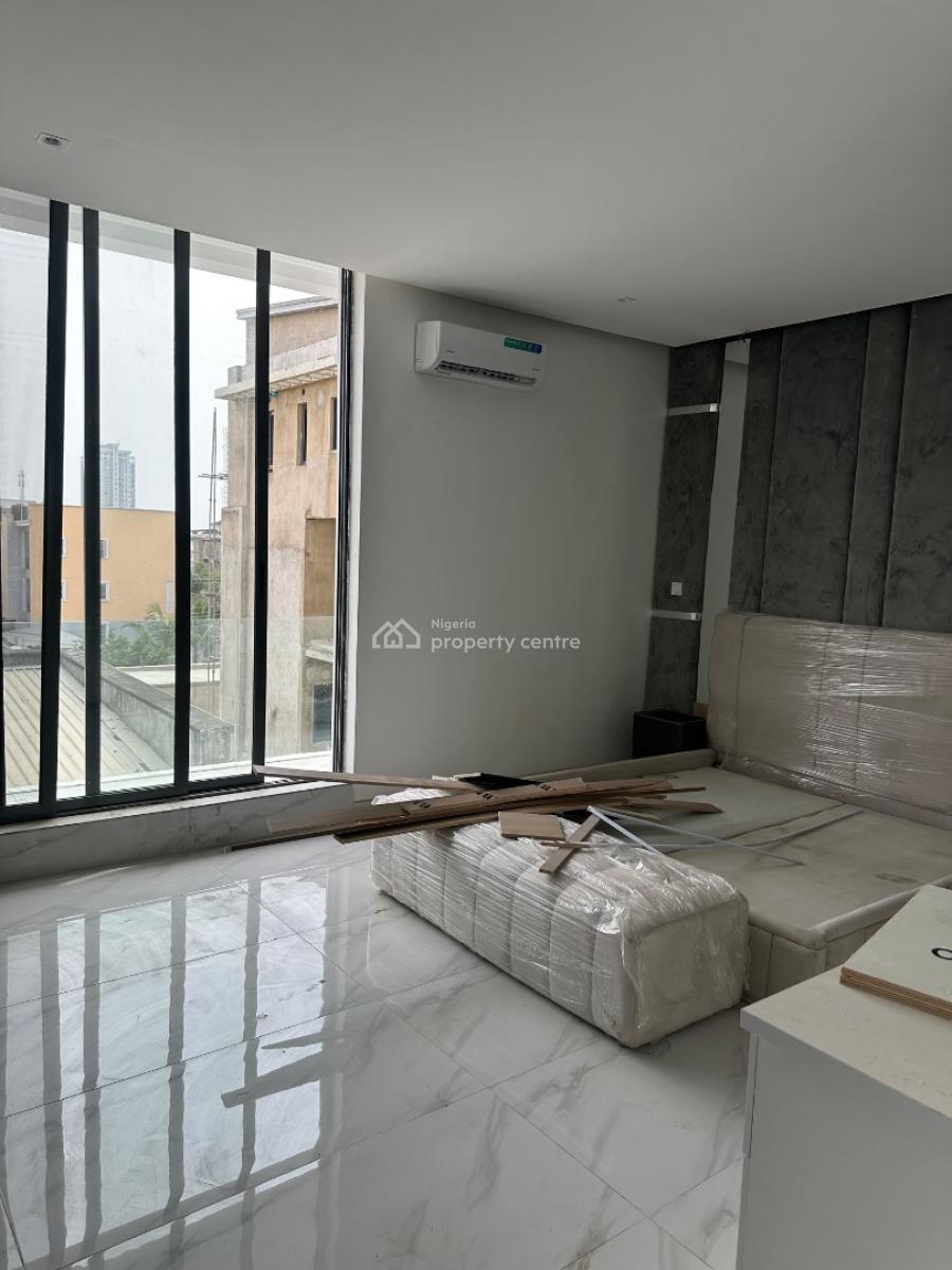 Luxury 2 Bedroom Apartment, Marwa, Lekki Phase 1, Lekki, Lagos, Flat / Apartment for Sale