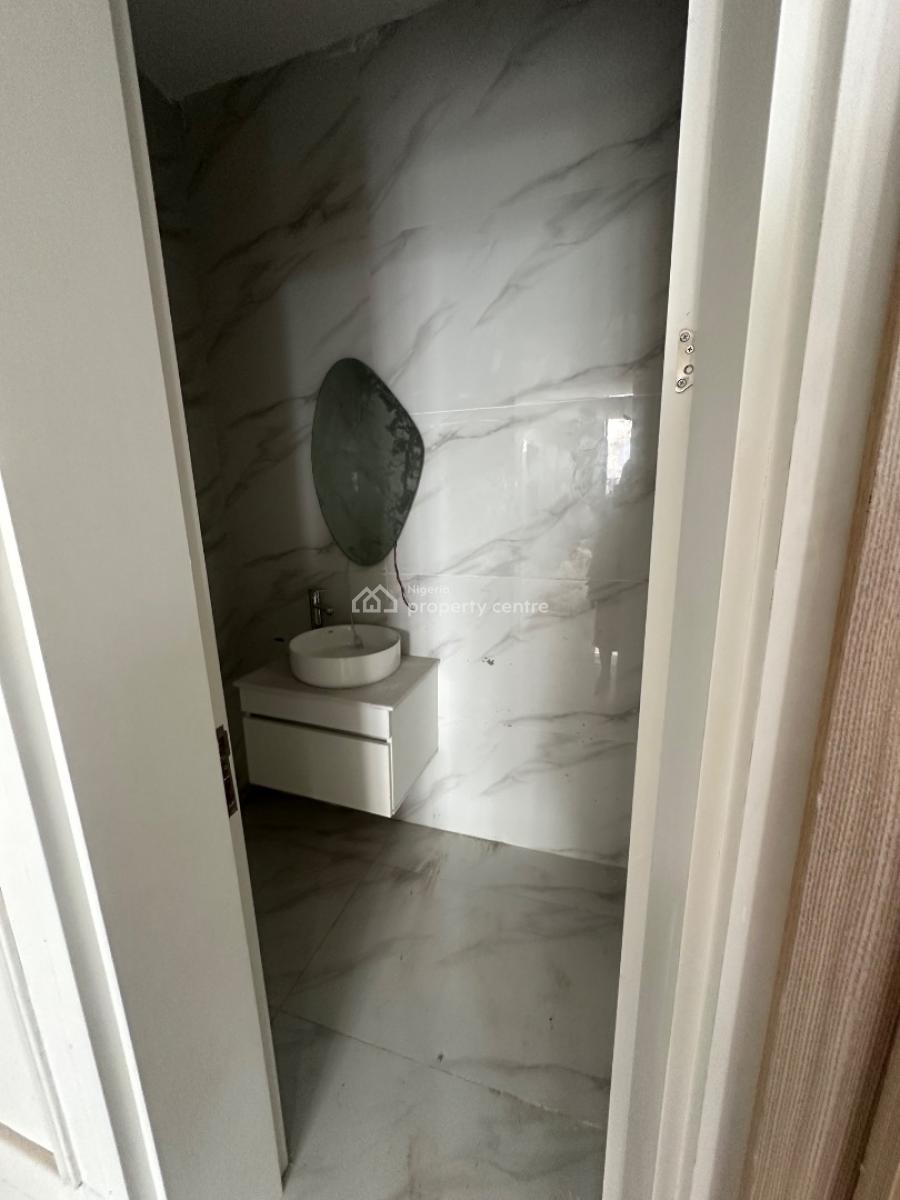 Luxury 2 Bedroom Apartment, Marwa, Lekki Phase 1, Lekki, Lagos, Flat / Apartment for Sale