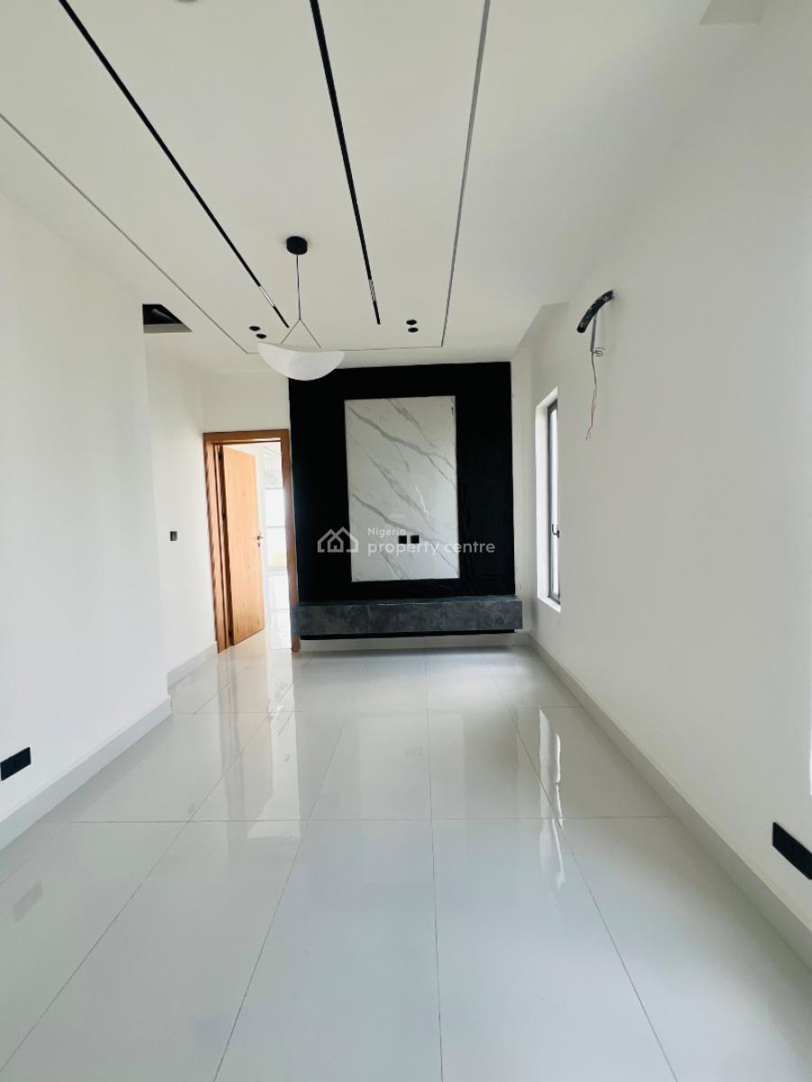 5 Bedroom & Bq Fully Detached, Ajah, Lagos, Detached Duplex for Sale