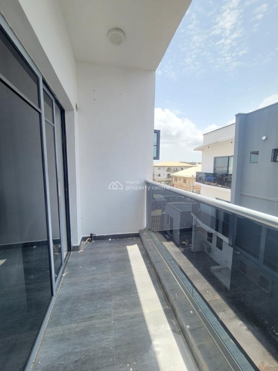 Beautiful and Spacious 2bedroom Apartment, Ologolo, Lekki, Lagos, Flat / Apartment for Rent