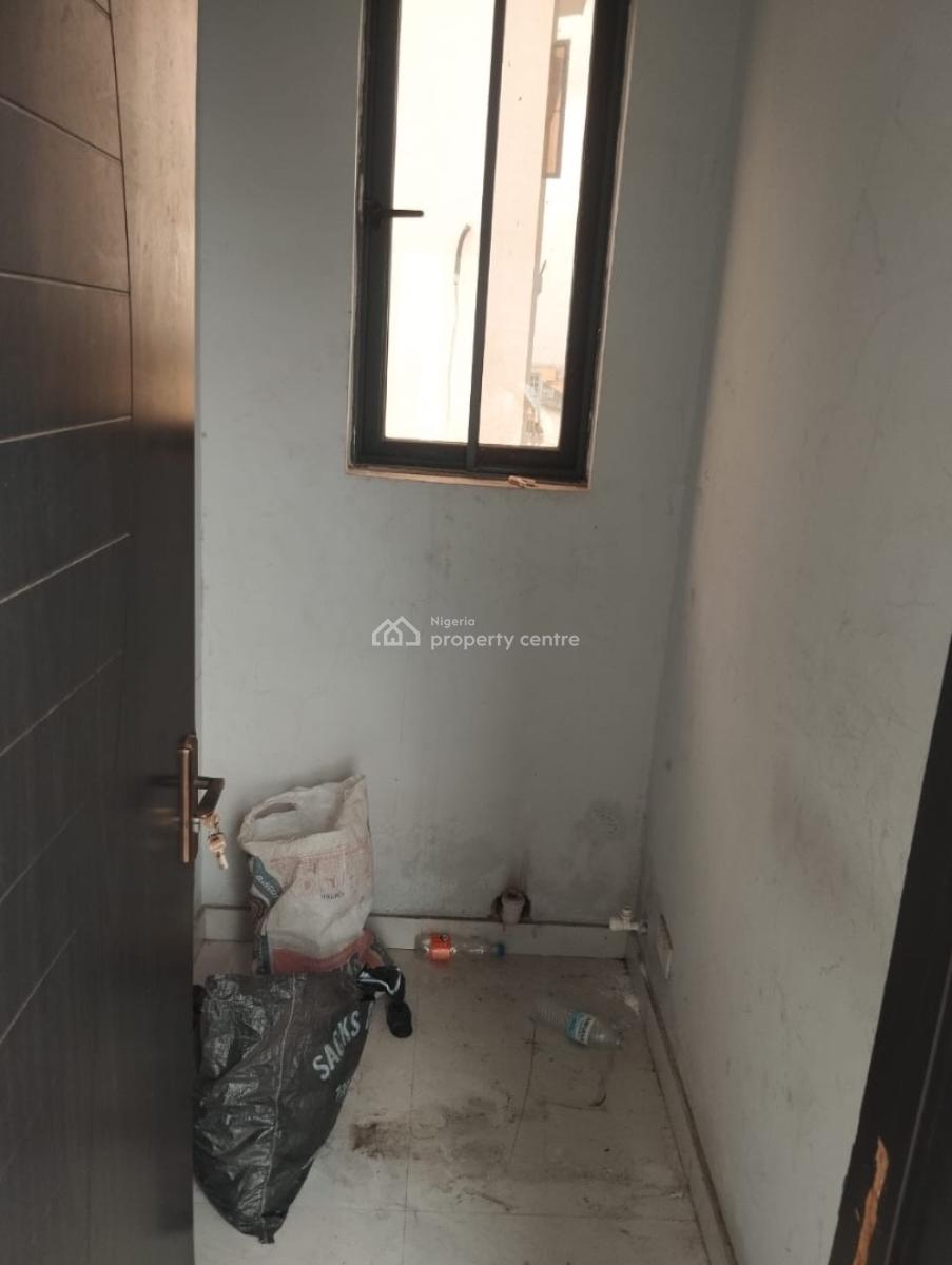 Very Decent 2bedroom Apartment, Ogudu Gra, Ramat, Gra, Ogudu, Lagos, Flat / Apartment for Rent