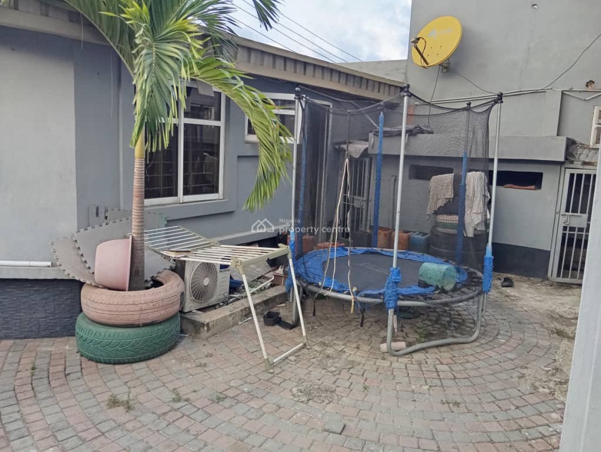 Well Built Self Compound 4 Bedroom Semi Detached Duplex, Lekki Phase 1, Lekki, Lagos, Semi-detached Duplex for Rent