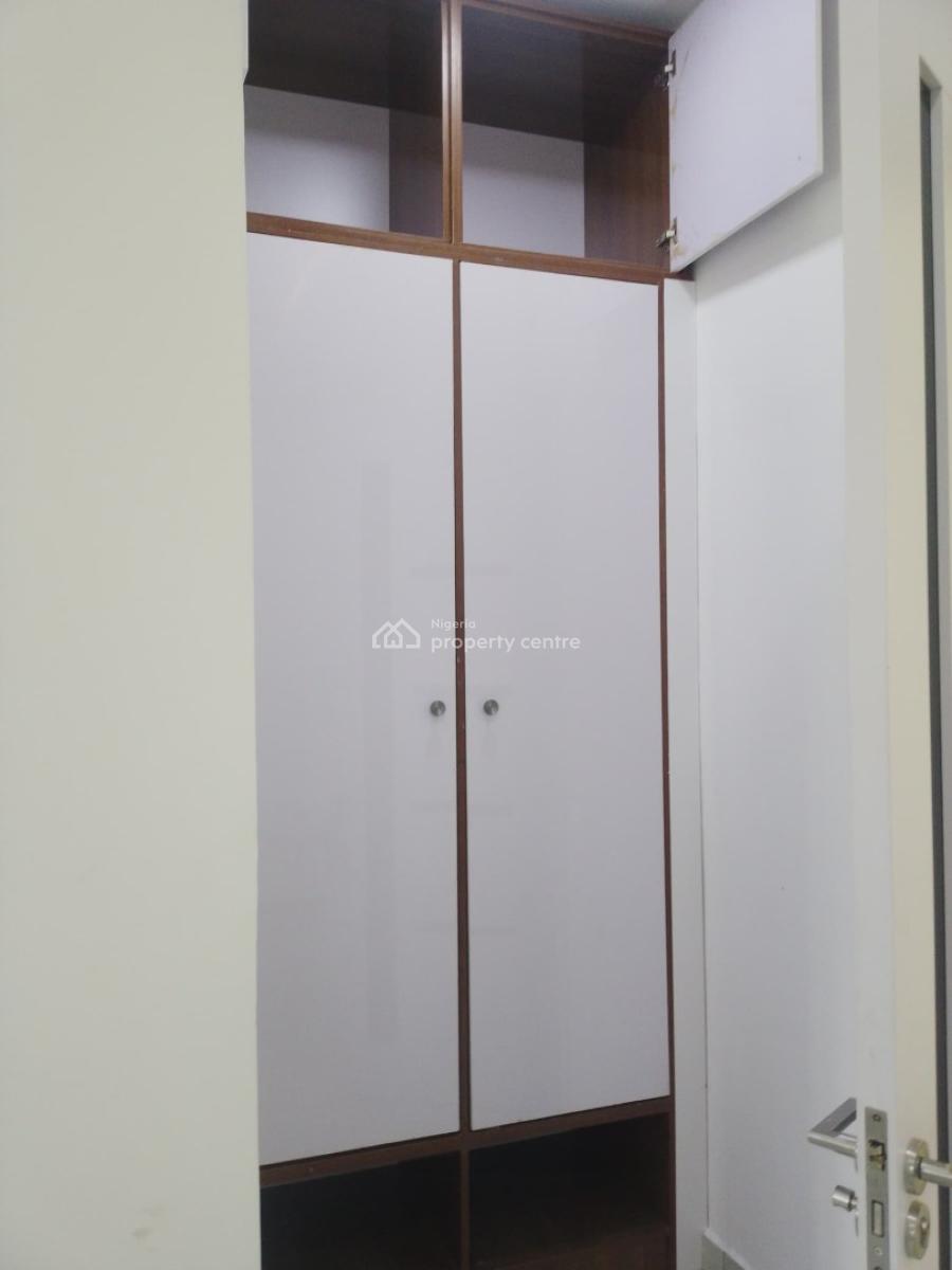 3 Bedroom Apartment, Lekki Phase 1, Lekki, Lagos, Flat / Apartment for Rent