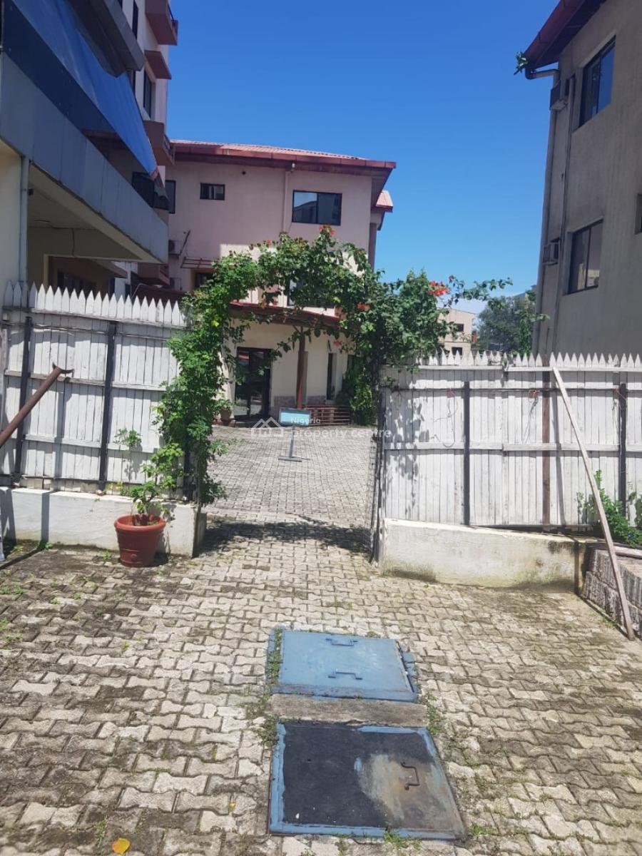 74 Suites Hotel on 3,300sqm Land, Off Adeola Odeku, Victoria Island (vi), Lagos, Hotel / Guest House for Sale