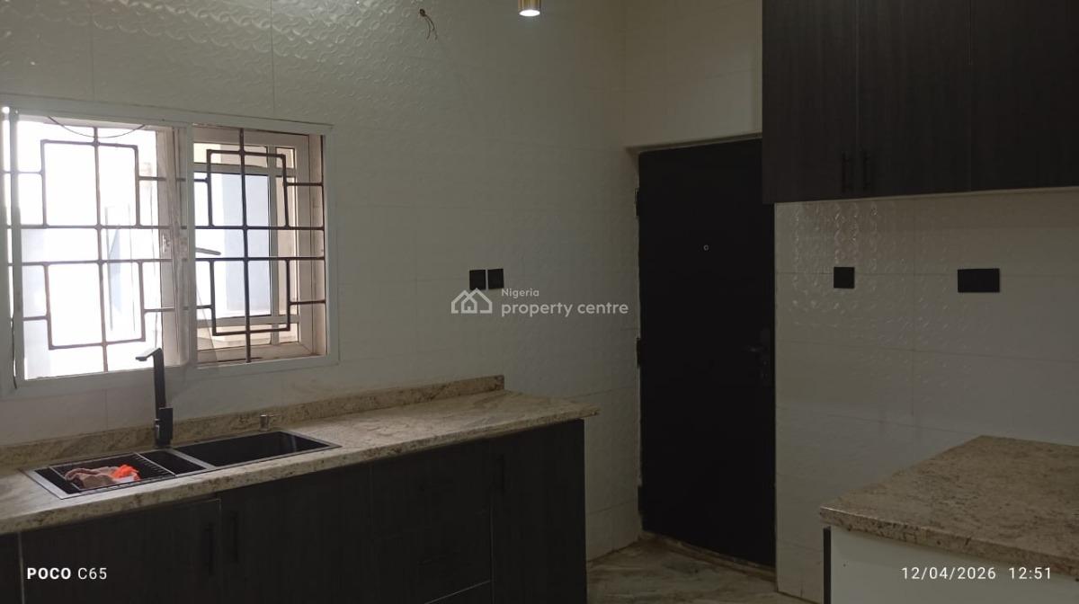 4 Bedroom Semi Detached Duplex, Federal Housing Junction Bridge, Pyakasa, Lugbe District, Abuja, Semi-detached Duplex for Rent
