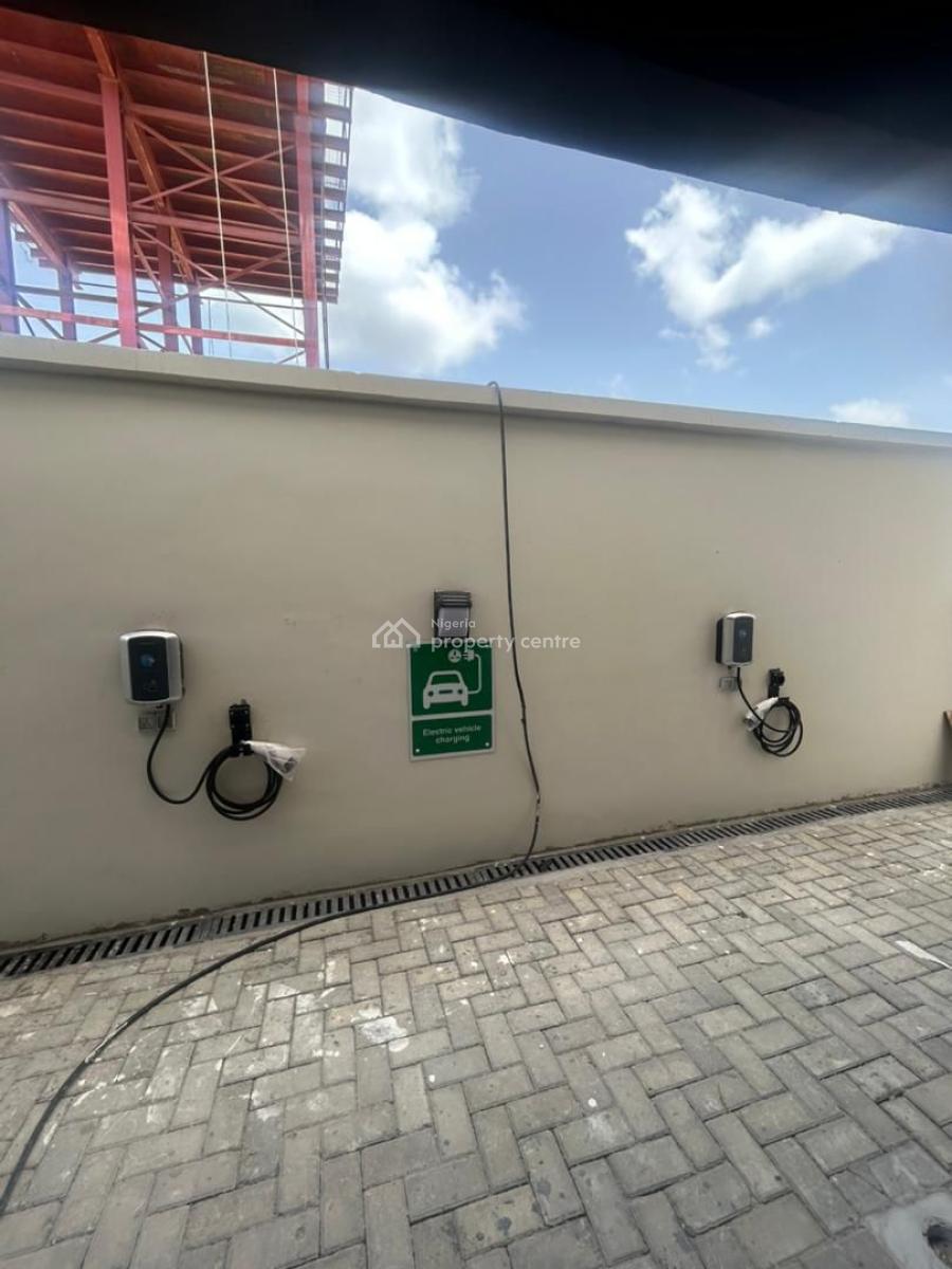 Luxury Two (2) Bedroom Apartment, Lekki Phase 1, Lekki, Lagos, Flat / Apartment for Rent