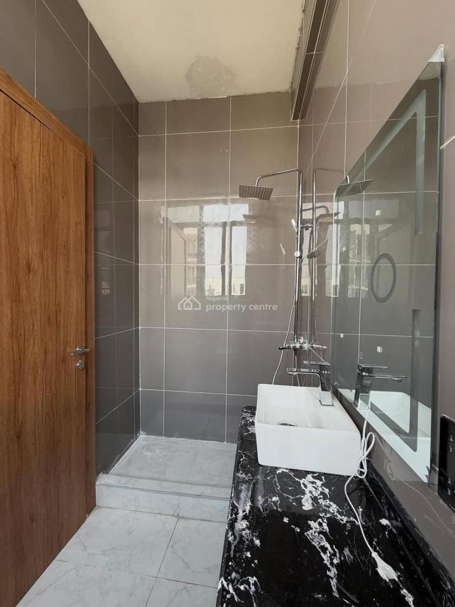 Luxury 2bedroom Apartment, Lekki Phase 1, Lekki, Lagos, Flat / Apartment for Rent