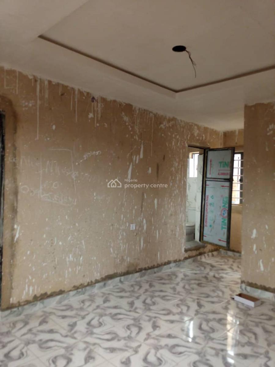 Spacious Miniflat  with Kitchen Cabinets and Wardrobe, Palmgrove, Shomolu, Lagos, Mini Flat (room and Parlour) for Rent