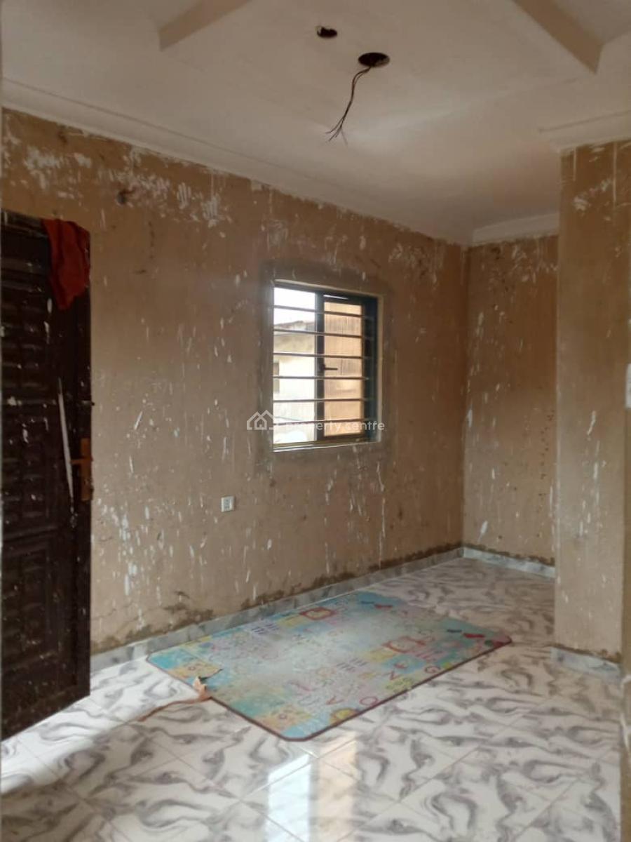 Spacious Miniflat  with Kitchen Cabinets and Wardrobe, Palmgrove, Shomolu, Lagos, Mini Flat (room and Parlour) for Rent