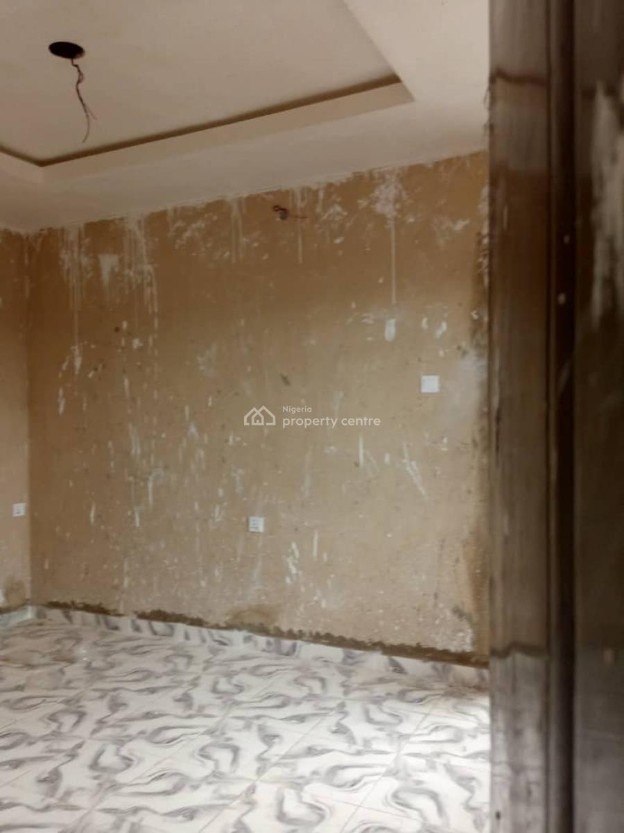 Spacious Miniflat  with Kitchen Cabinets and Wardrobe, Palmgrove, Shomolu, Lagos, Mini Flat (room and Parlour) for Rent