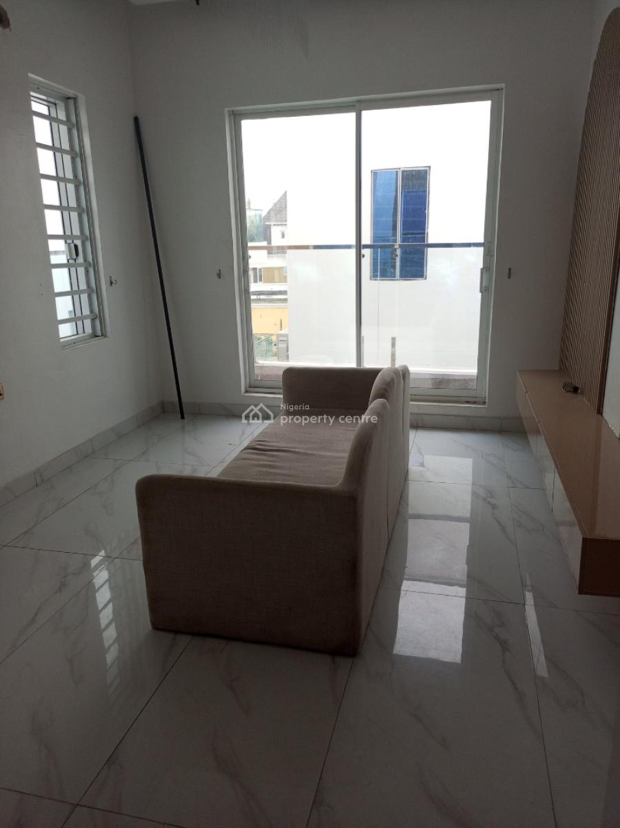 Beautiful 5bedroom with Pool Bq Office 5car Park, Chevron Drive, Lekki, Lagos, Detached Duplex for Rent