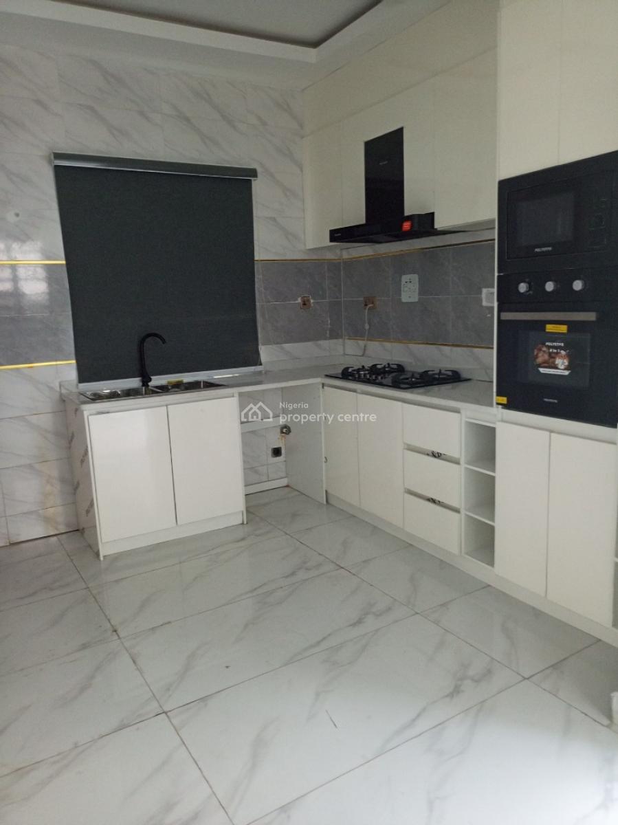 Beautiful 5bedroom with Pool Bq Office 5car Park, Chevron Drive, Lekki, Lagos, Detached Duplex for Rent