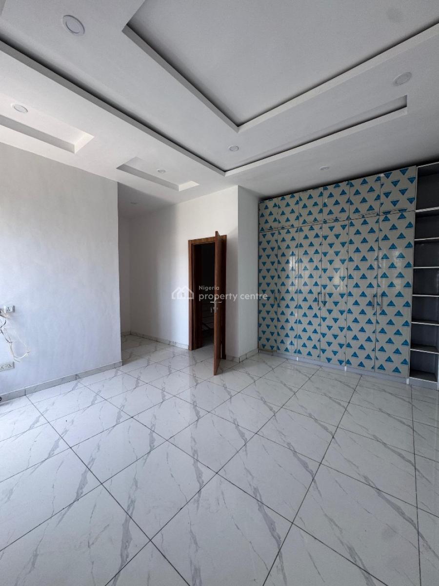 Spacious 4-bedroom Terrace Duplex, Ologolo, Lekki, Lagos, Terraced Duplex for Sale