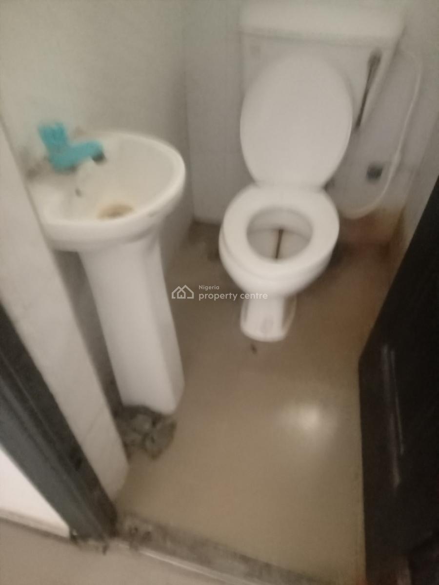 Spacious Fine 2bedroom Flat, Unity Estate Badore Ajah Lagos, Badore, Ajah, Lagos, Flat / Apartment for Rent