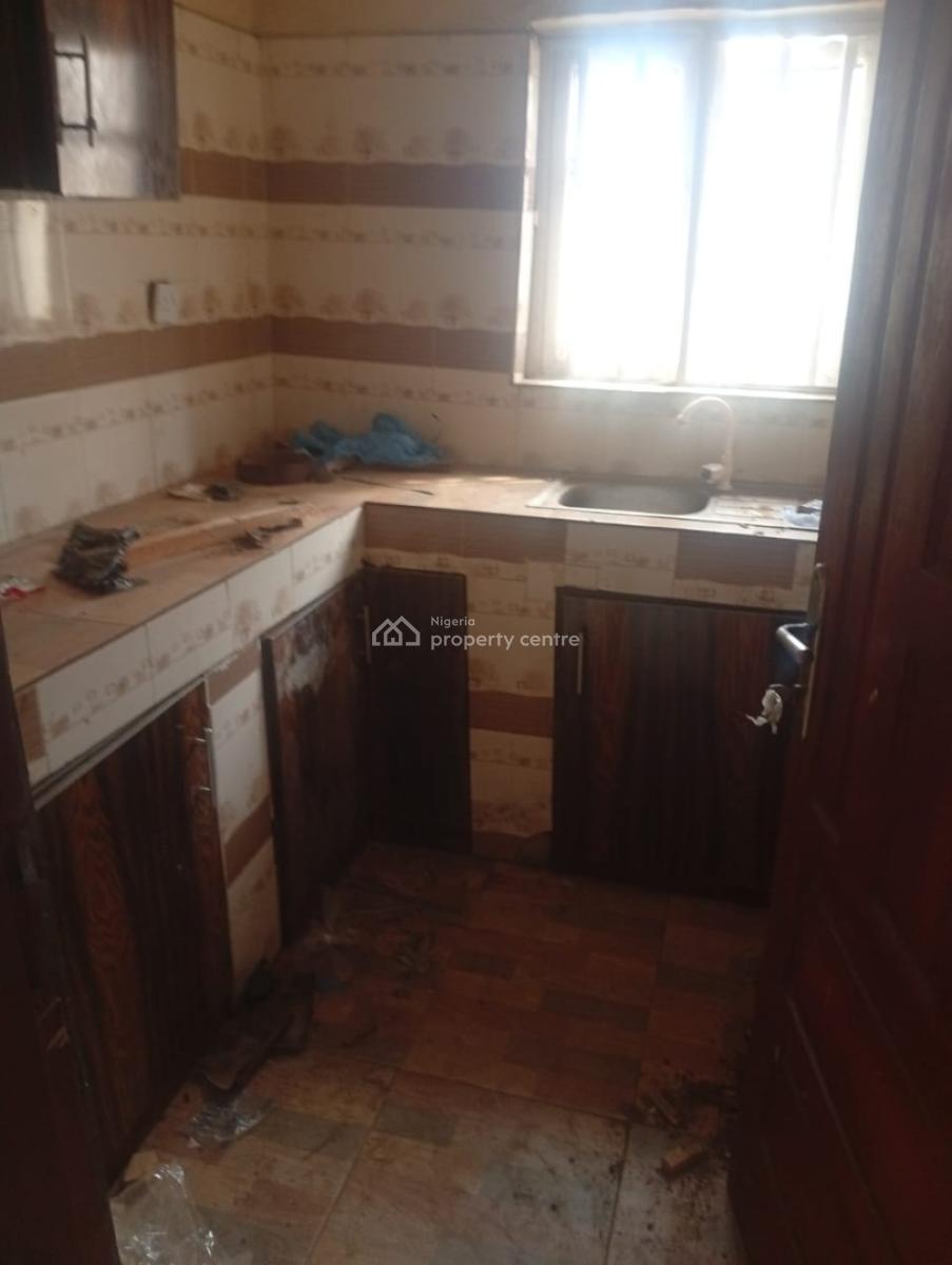 Lovely 3 Bedroom, Ijegun, Ikotun, Lagos, Flat / Apartment for Rent