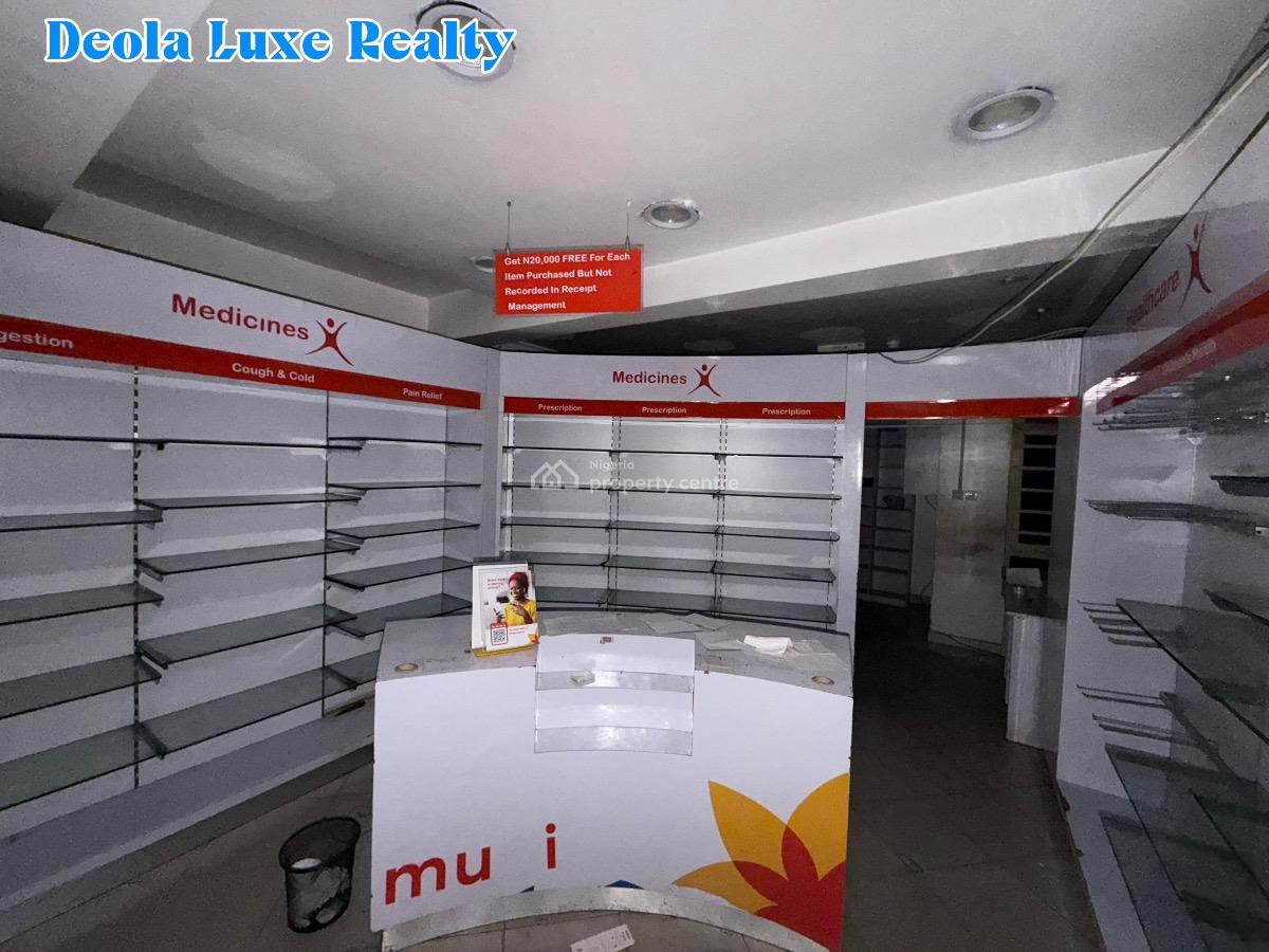 a Very Large 170sqm Ground Floor Space in Busy Commercial Area, Lekki Phase 1, Lekki, Lagos, Shop for Rent