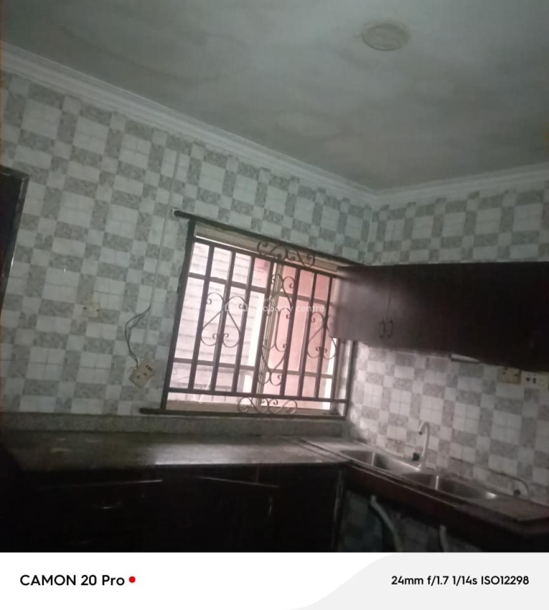 2 Bedroom Apartment Upstairs, Eleromo, Ibeju, Lagos, Flat / Apartment for Rent