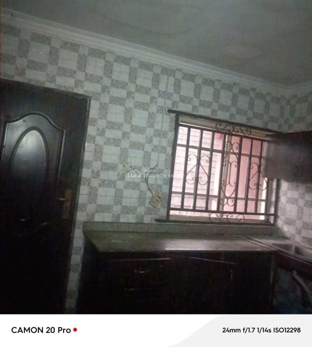 2 Bedroom Apartment Upstairs, Eleromo, Ibeju, Lagos, Flat / Apartment for Rent