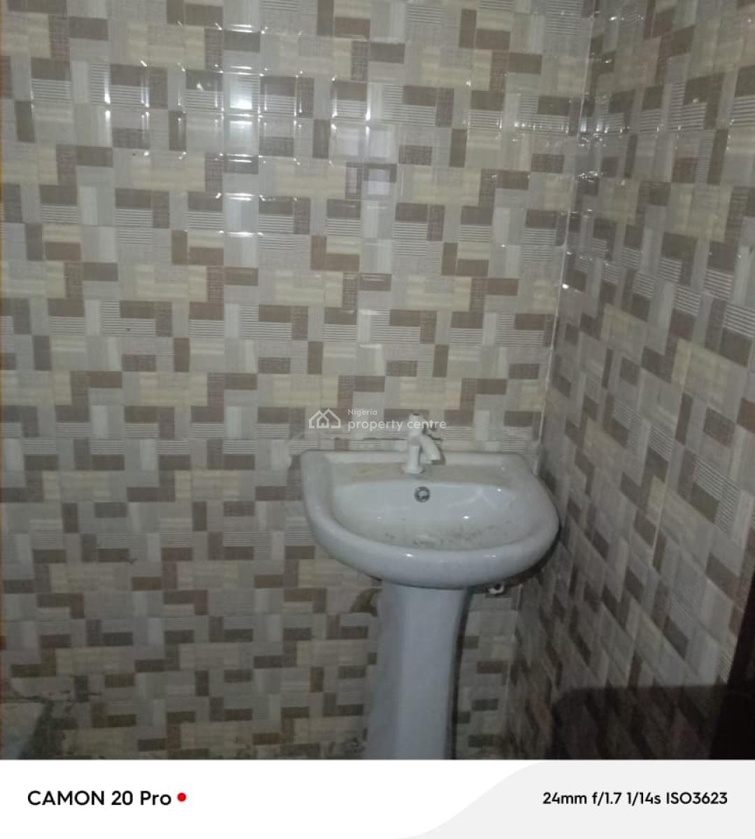 2 Bedroom Apartment Upstairs, Eleromo, Ibeju, Lagos, Flat / Apartment for Rent